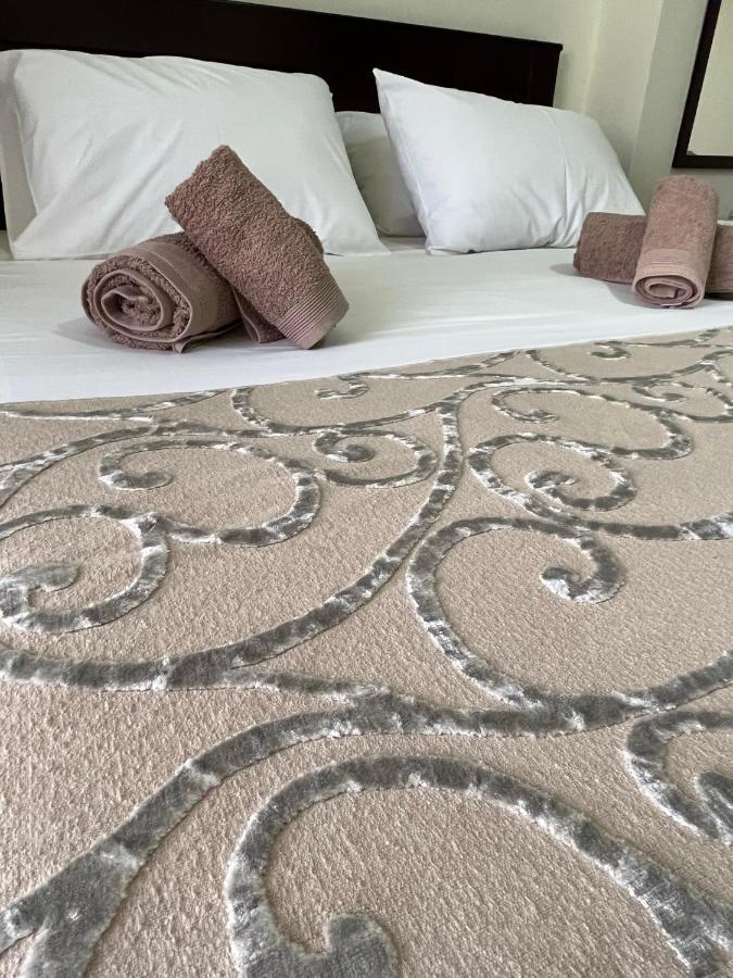 Bluemoon Suites Саранде Екстериор снимка