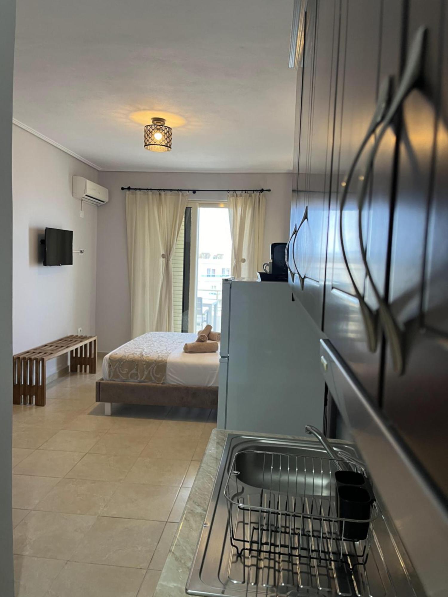 Bluemoon Suites Саранде Екстериор снимка