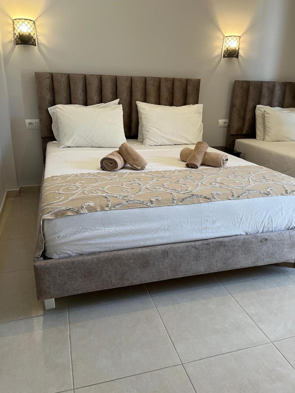 Bluemoon Suites Саранде Екстериор снимка