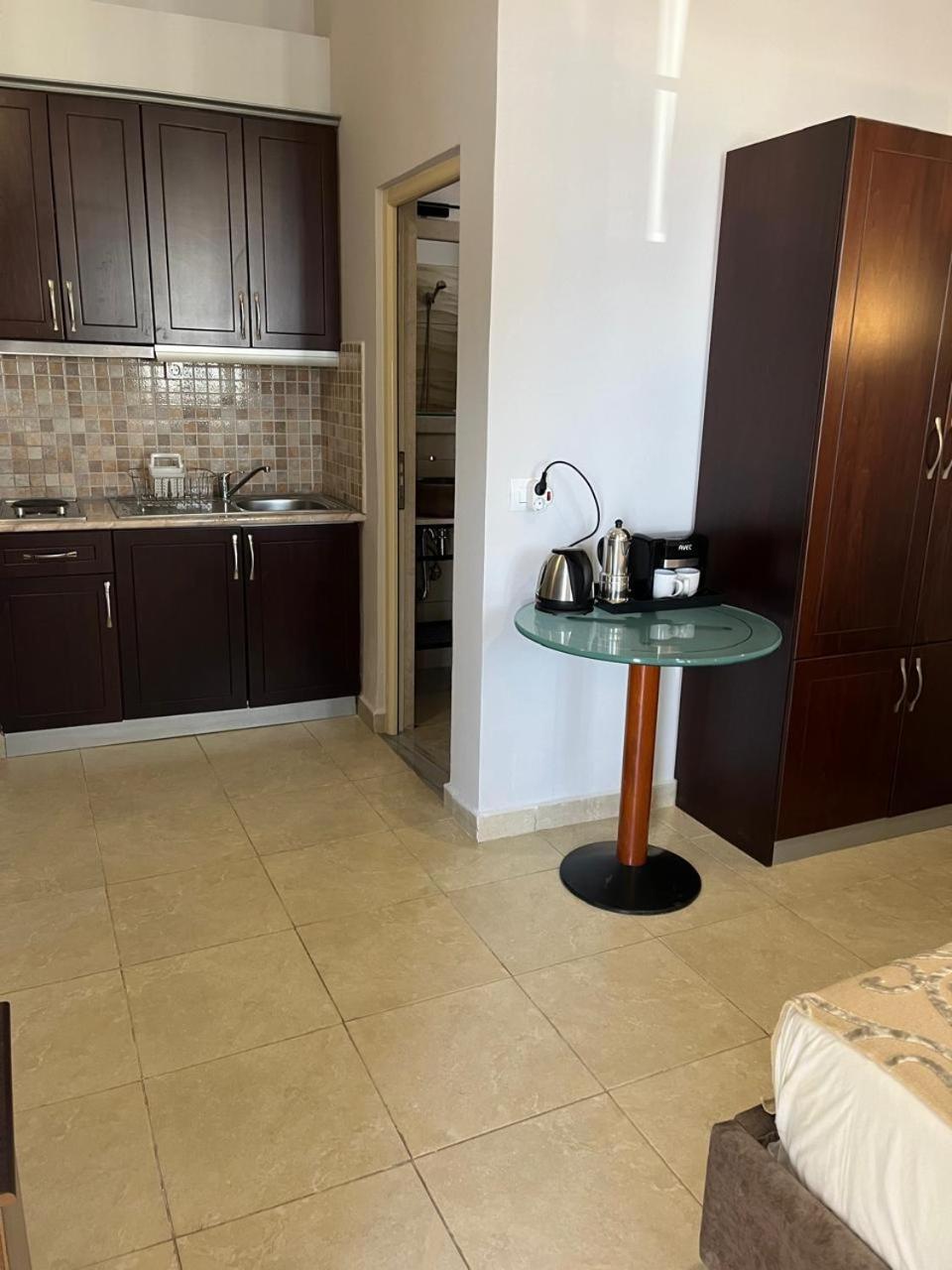Bluemoon Suites Саранде Екстериор снимка
